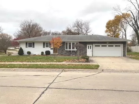 2319 3rd St, Moline, IL 61265 photo 1