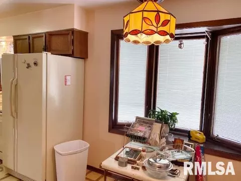 2319 3rd St, Moline, IL 61265 photo 10