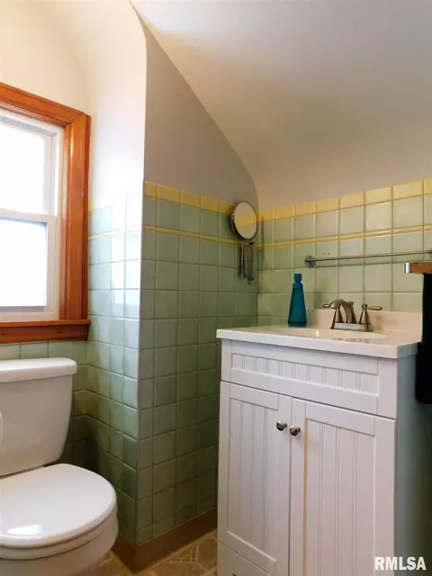 418 27th Ave, Moline, IL 61265 photo 24