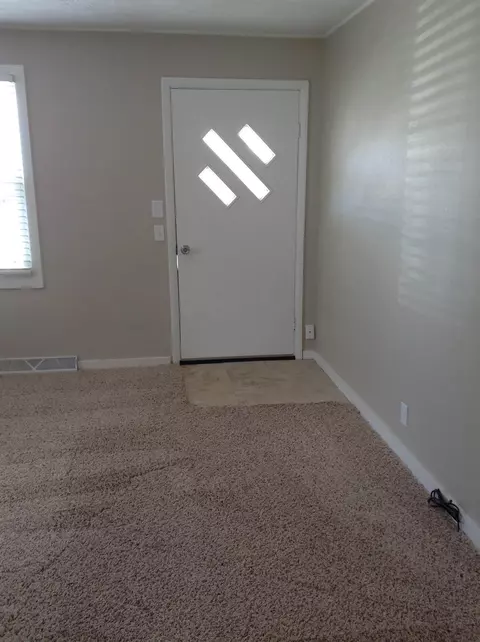 1212 11th St, Silvis, IL 61282 photo 5