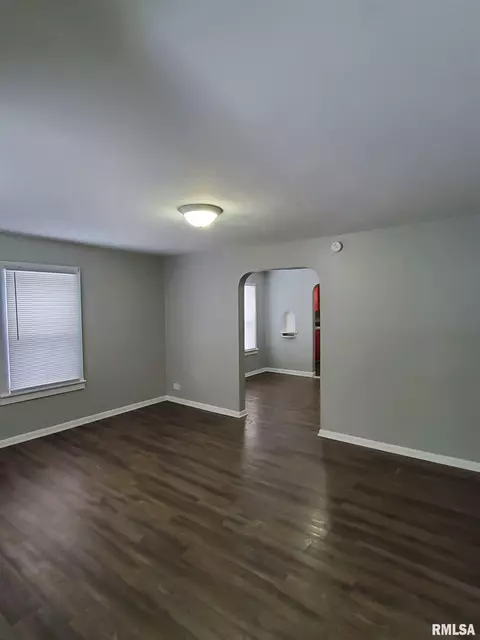 4016 15th St, Moline, IL 61265 photo 3