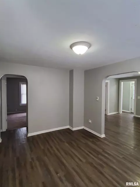 4016 15th St, Moline, IL 61265 photo 2