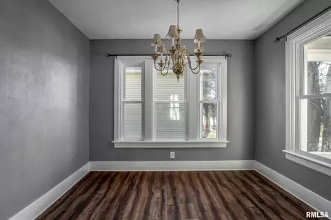 1828 12th St, Moline, IL 61265 photo 9