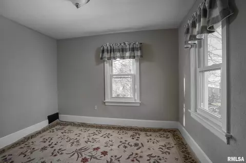 1828 12th St, Moline, IL 61265 photo 12