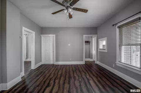 1828 12th St, Moline, IL 61265 photo 8