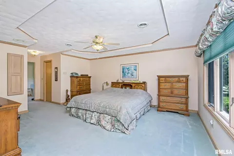 3717 37th Ave, Moline, IL 61265 photo 22