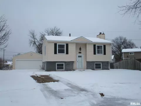4805 50th Ave, Moline, IL 61265 photo 3