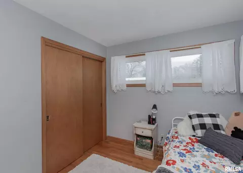 1828 38th St, Moline, IL 61265 photo 19