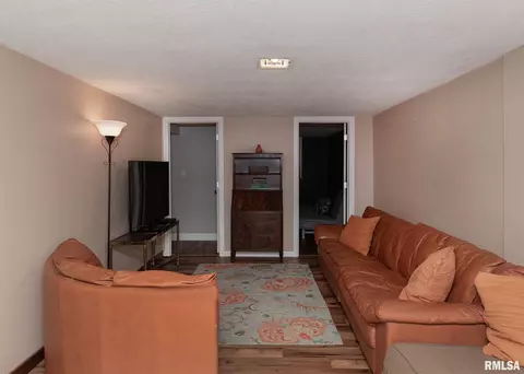 1828 38th St, Moline, IL 61265 photo 25