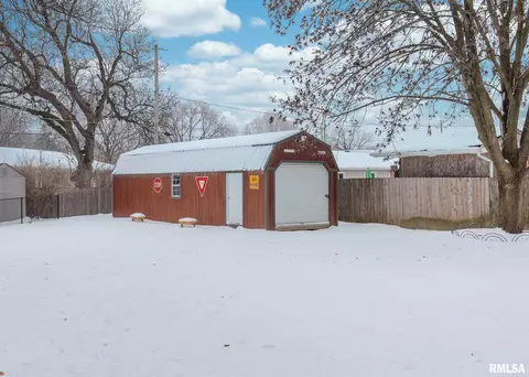 1828 38th St, Moline, IL 61265 photo 30