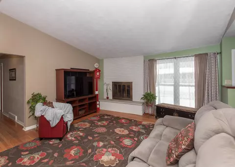 1828 38th St, Moline, IL 61265 photo 5