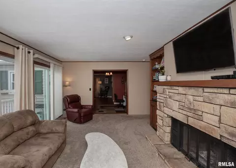 1303 13th Ave, Viola, IL 61486 photo 20