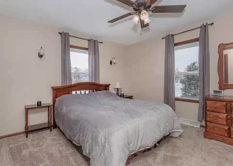 1303 13th Ave, Viola, IL 61486 photo 22