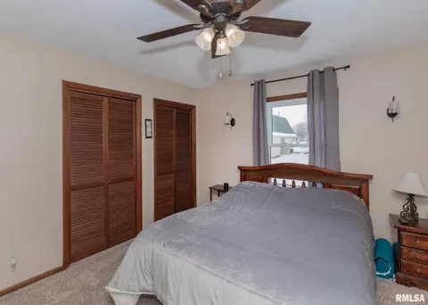 1303 13th Ave, Viola, IL 61486 photo 23