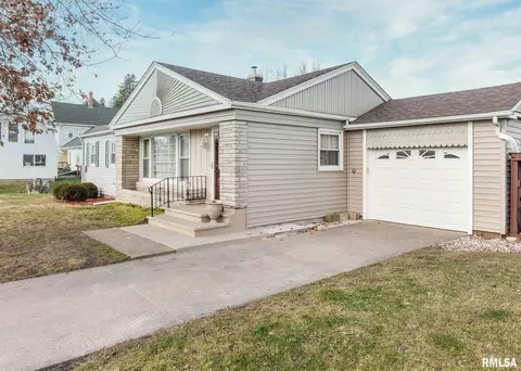 1303 13th Ave, Viola, IL 61486 photo 1