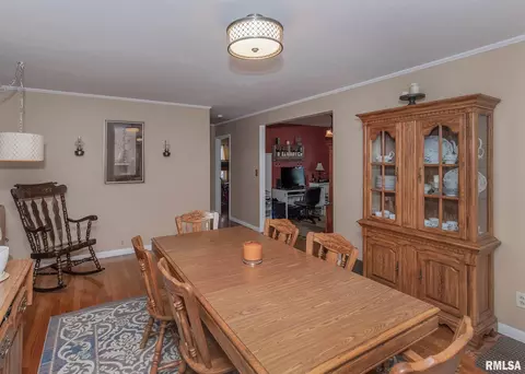 1303 13th Ave, Viola, IL 61486 photo 2