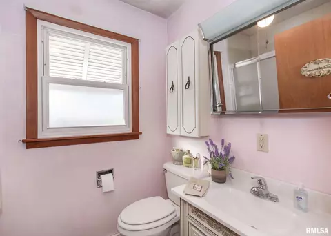2113 46th St, Moline, IL 61265 photo 15