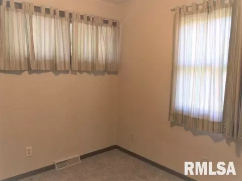 4812 52nd Ave, Moline, IL 61265 photo 9