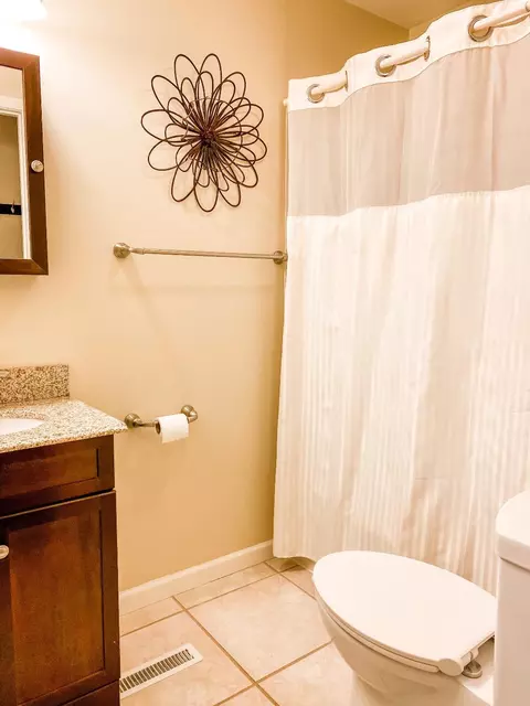 3830 32nd Ave, Moline, IL 61265 photo 8