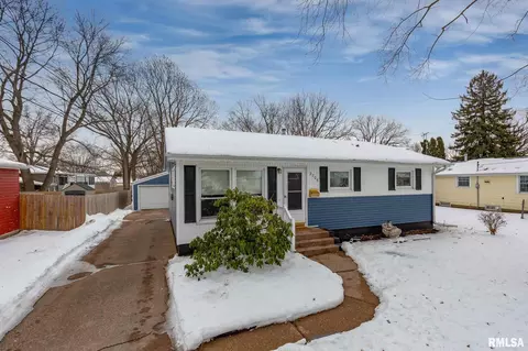 2706 47th St, Moline, IL 61265 photo 1