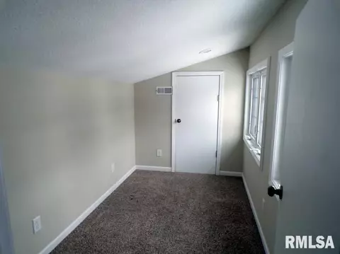 122 N 7th Ave, New Windsor, IL 61465 photo 7