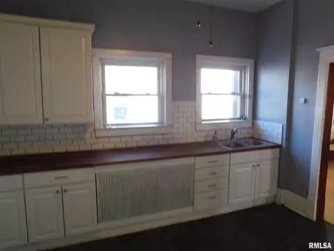 2521 6th Ave, Moline, IL 61265 photo 8