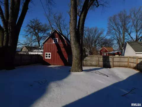 2521 6th Ave, Moline, IL 61265 photo 3