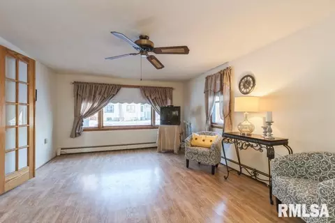 19609 Fellows Rd, Morrison, IL 61270 photo 7