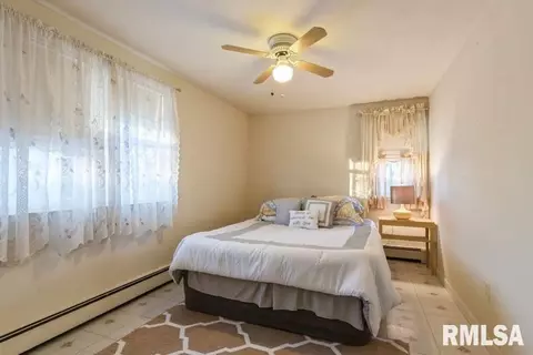 19609 Fellows Rd, Morrison, IL 61270 photo 16