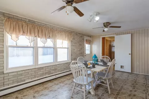 19609 Fellows Rd, Morrison, IL 61270 photo 10