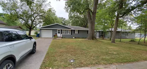 1003 S 1st St, Benton, IL 62812 photo 25