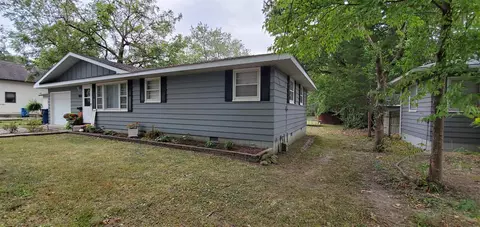 1003 S 1st St, Benton, IL 62812 photo 38