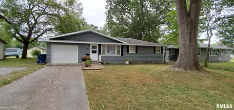 1003 S 1st St, Benton, IL 62812 photo 24