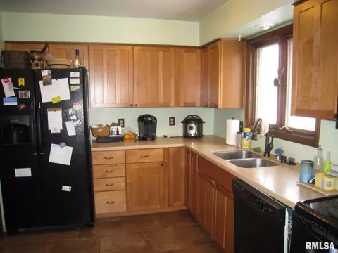 3402 37th Ave, Moline, IL 61265 photo 9