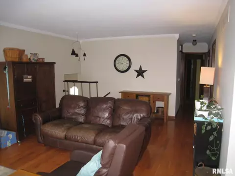 3402 37th Ave, Moline, IL 61265 photo 6