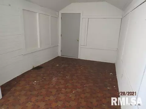 308 W Main St, Morrison, IL 61270 photo 8