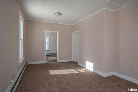 1417 26th St, Moline, IL 61265 photo 6