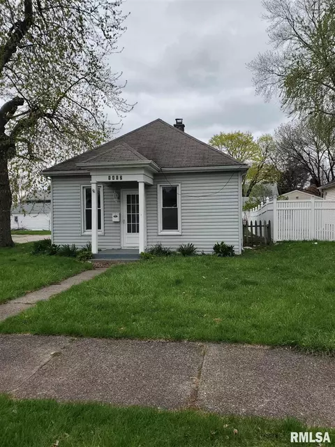1417 26th St, Moline, IL 61265 photo 1