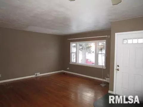 1442 9th St, Moline, IL 61265 photo 8