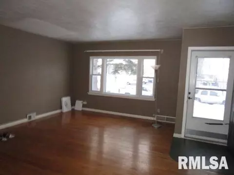 1442 9th St, Moline, IL 61265 photo 2