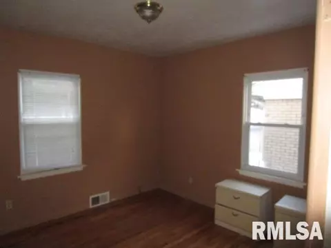 1442 9th St, Moline, IL 61265 photo 12