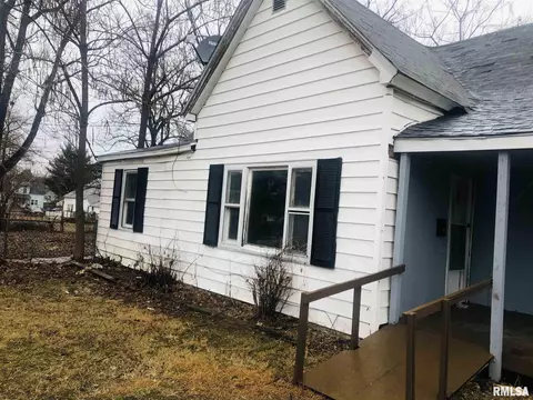321 S 16th St, Herrin, IL 62948 photo 1