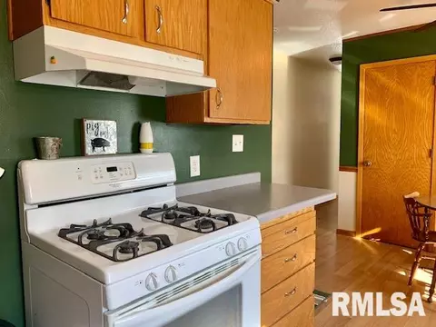 631 Genesee Ave, Morrison, IL 61270 photo 9