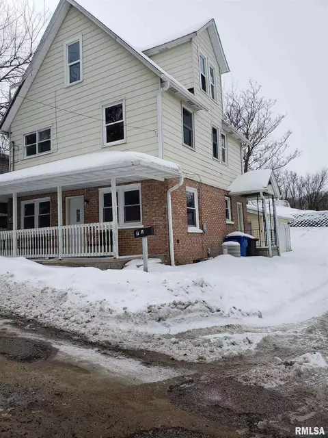 721 13th St, Moline, IL 61265 photo 2