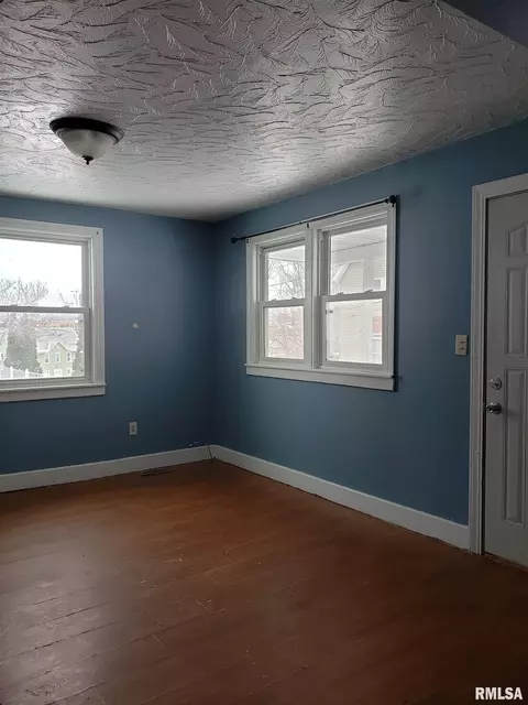 721 13th St, Moline, IL 61265 photo 5