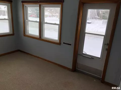 508 E Main St, Aledo, IL 61231 photo 5