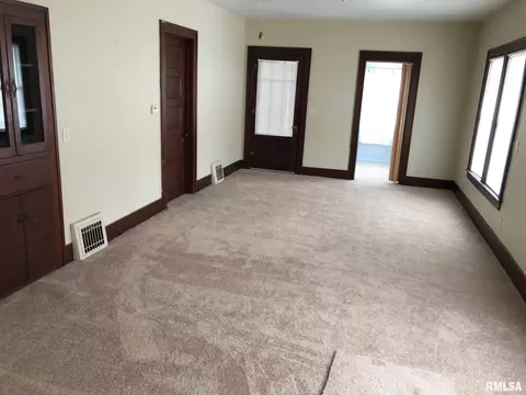 508 E Main St, Aledo, IL 61231 photo 7