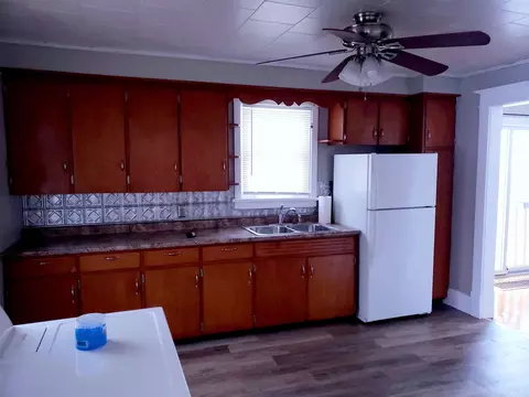 813 W Park St, Morrison, IL 61270 photo 7