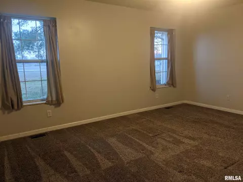12827 Webb Hill Rd, Ewing, IL 62836 photo 17