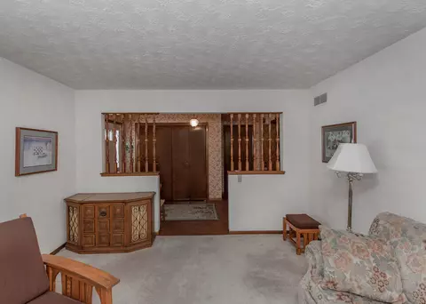 2401 3rd St, Moline, IL 61265 photo 9